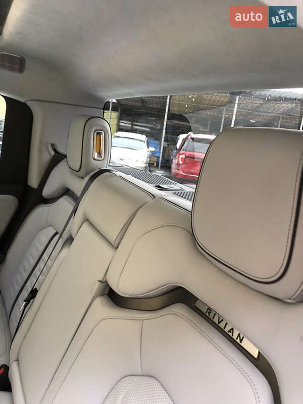 Пикап Rivian R1T 2023 в Виннице
