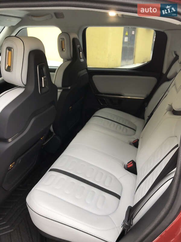 Пикап Rivian R1T 2023 в Виннице