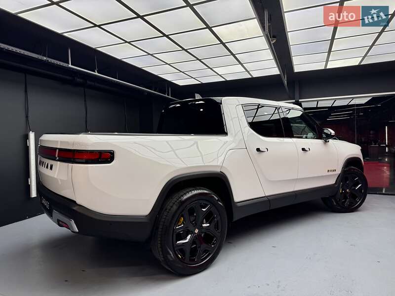 Пікап Rivian R1T 2023 в Києві