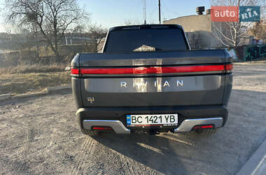Пикап Rivian R1T 2023 в 