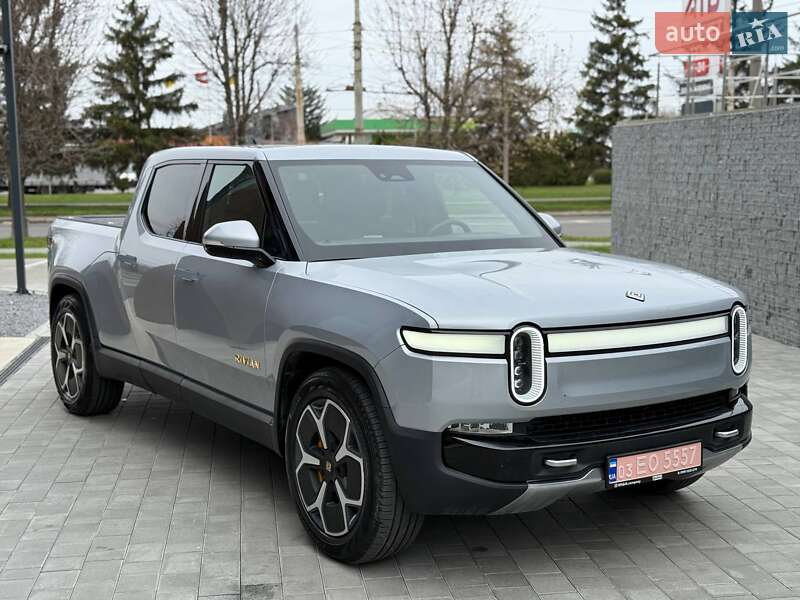 Пікап Rivian R1T 2022 в 
