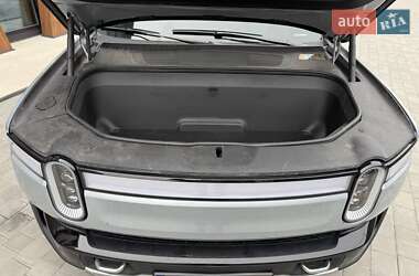 Пікап Rivian R1T 2022 в 