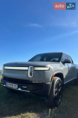 Пікап Rivian R1T 2023 в 