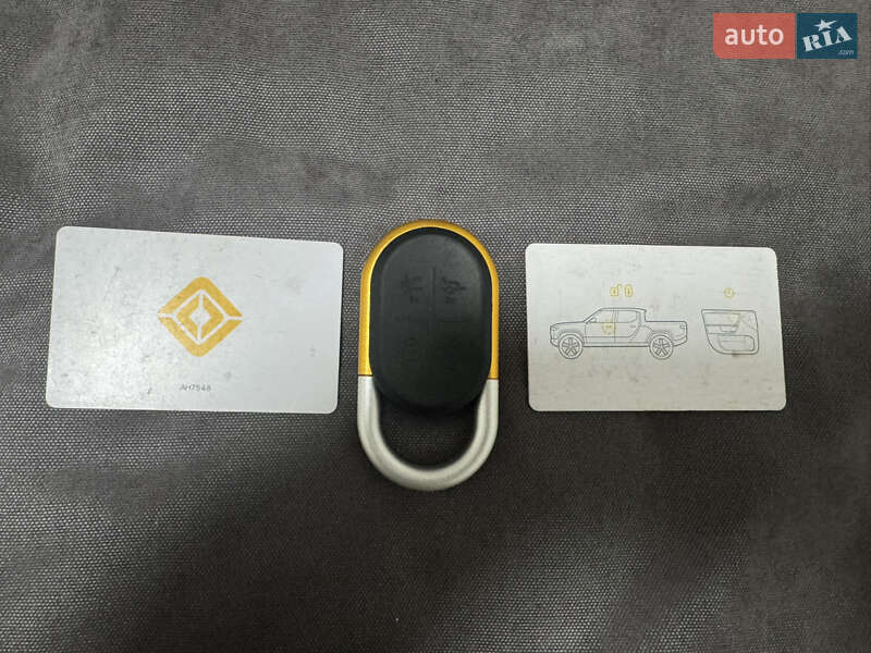 Пікап Rivian R1T 2023 в Овідіополі