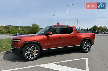 Пикап Rivian R1T 2023 в 