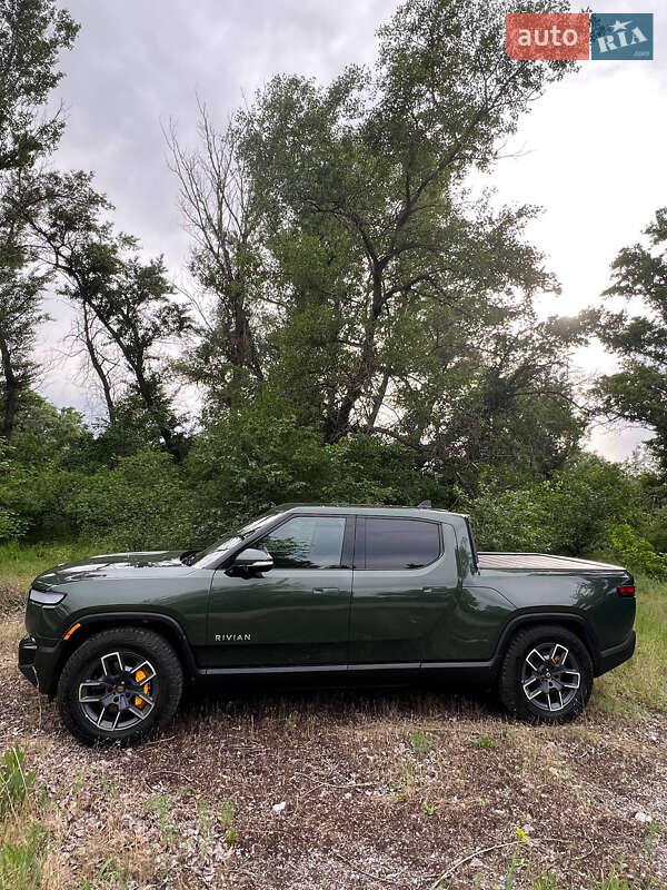 Пикап Rivian R1T 2022 в 