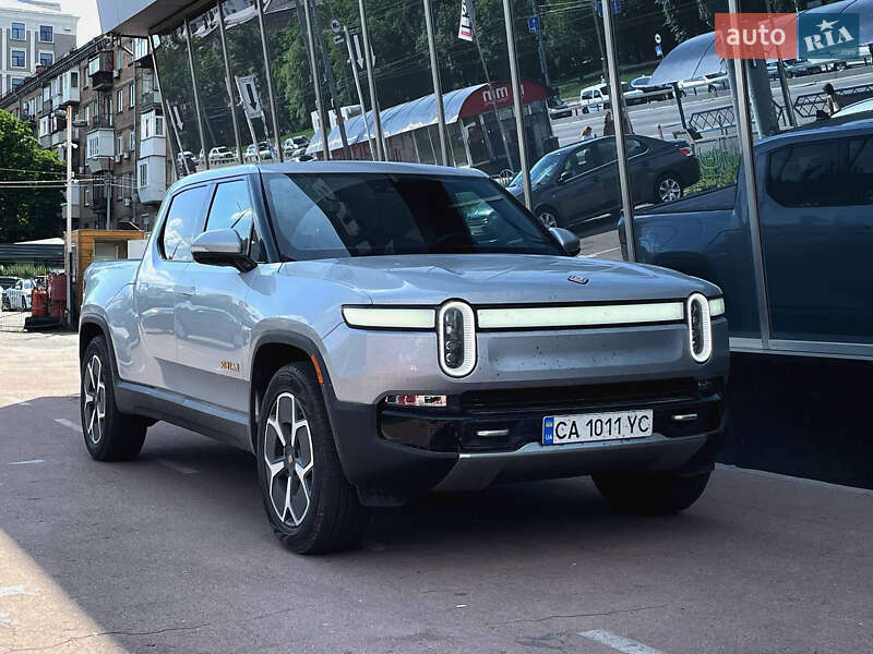 Пикап Rivian R1T 2023 в 