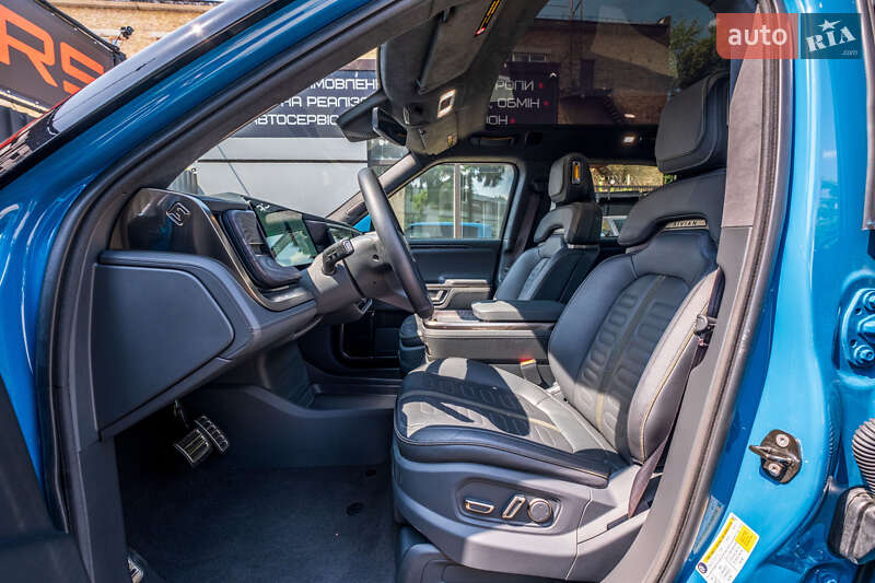 Внедорожник / Кроссовер Rivian R1T 2022 в Киеве
