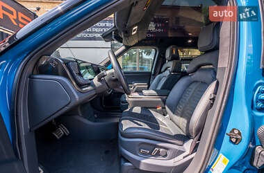Позашляховик / Кросовер Rivian R1T 2022 в 