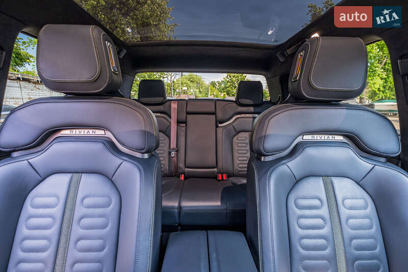 Внедорожник / Кроссовер Rivian R1T 2022 в Киеве