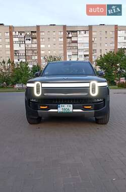 Пікап Rivian R1T 2022 в 