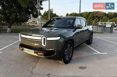 Пікап Rivian R1T 2022 в 