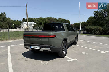 Пікап Rivian R1T 2022 в 