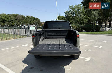 Пікап Rivian R1T 2022 в 