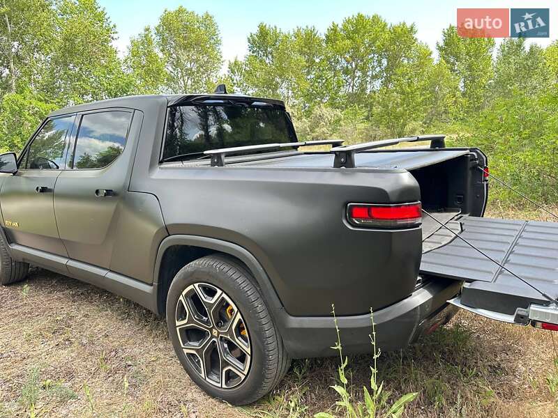 Пікап Rivian R1T 2022 в Дніпрі
