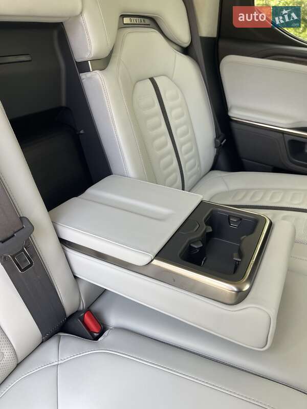 Пікап Rivian R1T 2022 в Дніпрі