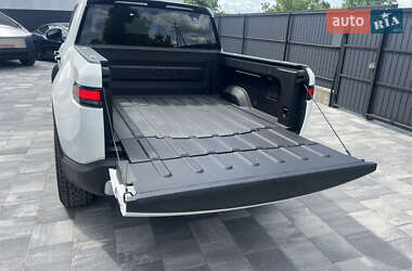 Пикап Rivian R1T 2023 в 
