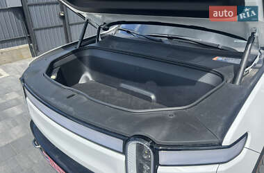 Пикап Rivian R1T 2023 в 