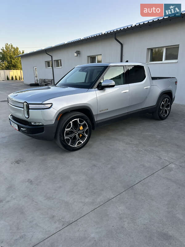 Пикап Rivian R1T 2023 в Ровно