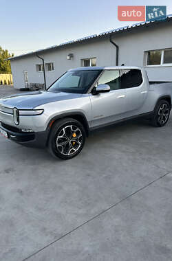 Пикап Rivian R1T 2023 в 