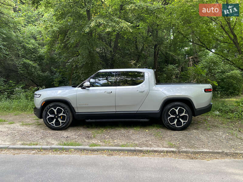 Пикап Rivian R1T 2022 в Киеве