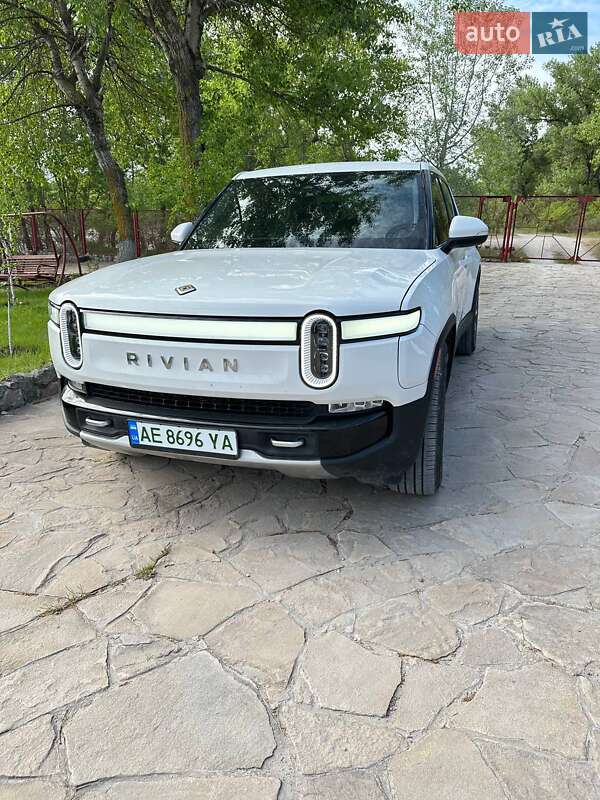 Пікап Rivian R1T 2022 в Дніпрі