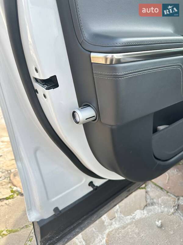 Пікап Rivian R1T 2022 в Дніпрі