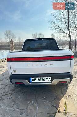 Пикап Rivian R1T 2022 в Днепре