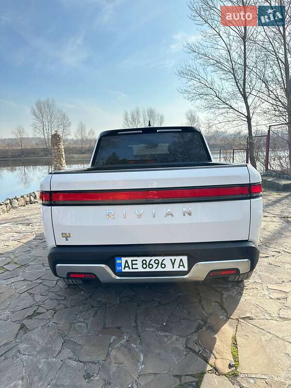 Пікап Rivian R1T 2022 в Дніпрі