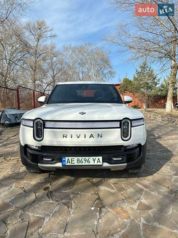 Пікап Rivian R1T 2022 в Дніпрі