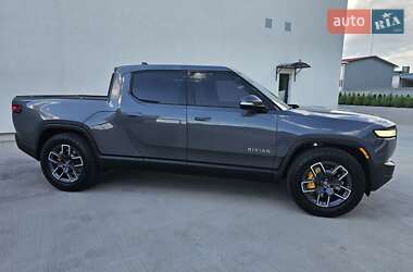 Пікап Rivian R1T 2022 в 