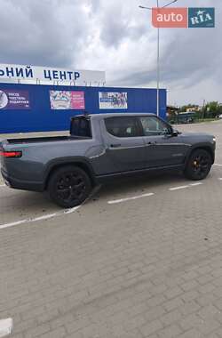 Пикап Rivian R1T 2022 в 