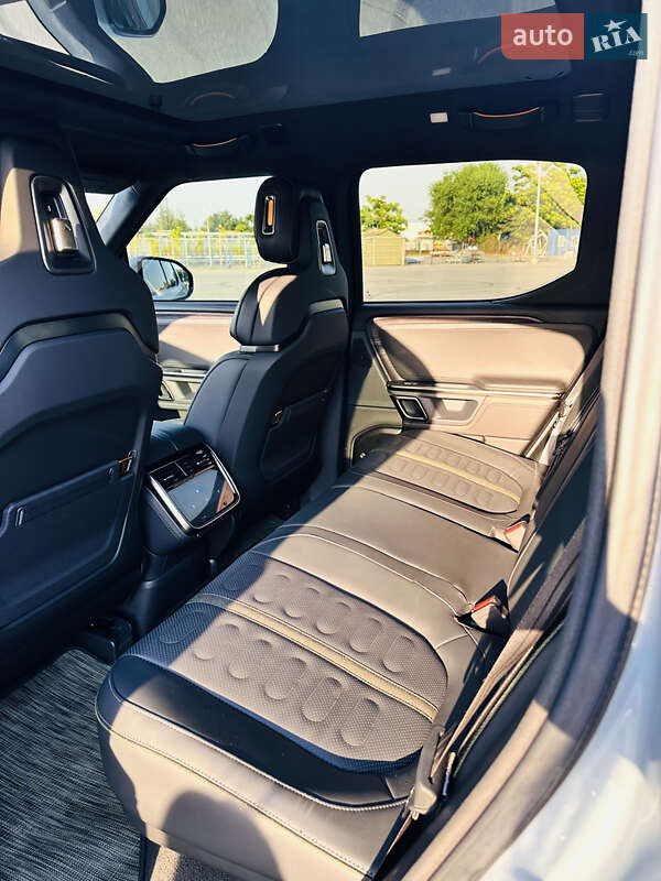 Пікап Rivian R1T 2024 в Дніпрі