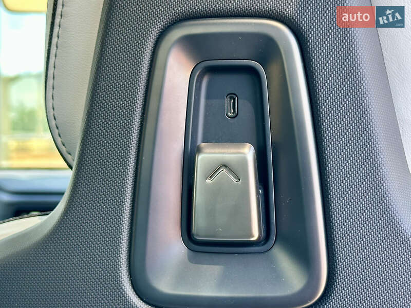 Пікап Rivian R1T 2022 в Києві