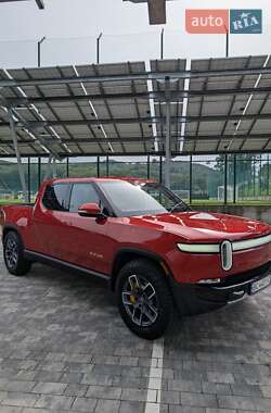 Пикап Rivian R1T 2023 в Львове