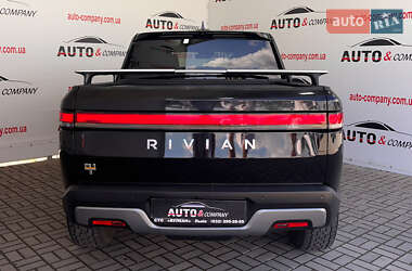 Пікап Rivian R1T 2022 в 