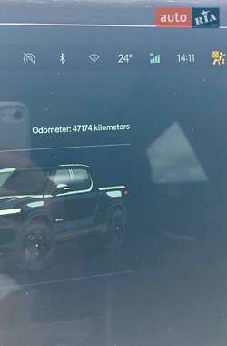 Пікап Rivian R1T 2022 в 