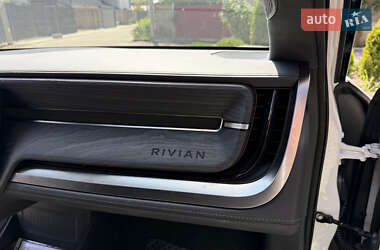 Пикап Rivian R1T 2022 в 