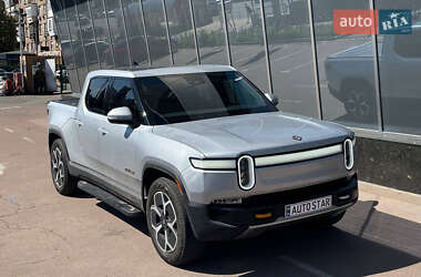 Пікап Rivian R1T 2022 в 