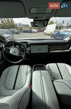 Пикап Rivian R1T 2023 в 