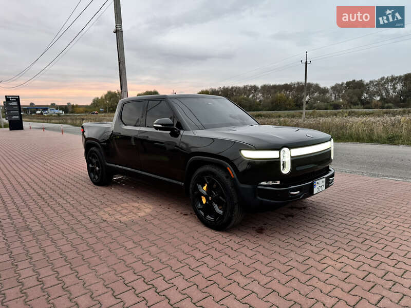 Пикап Rivian R1T 2022 в Ровно