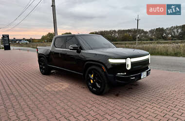 Пікап Rivian R1T 2022 в 