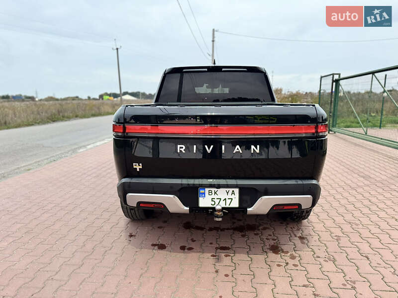 Пикап Rivian R1T 2022 в Ровно