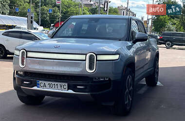 Пикап Rivian R1T 2023 в 