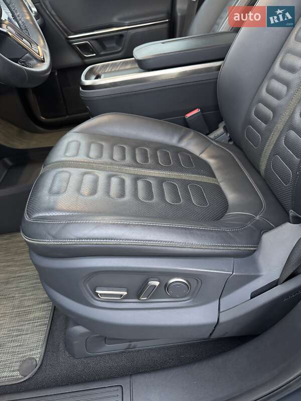 Пикап Rivian R1T 2022 в Нововолынске фото 14 Пикап Rivian R1T 2022 в Нововолынске