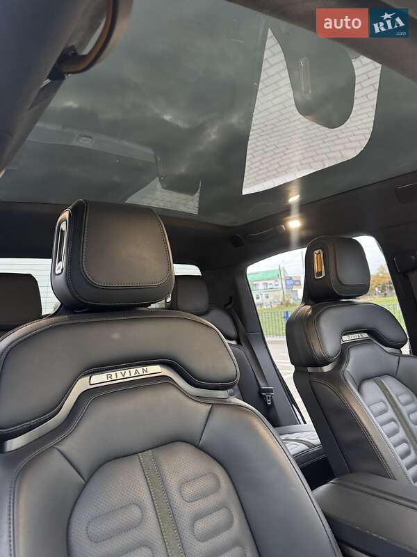 Пикап Rivian R1T 2022 в Нововолынске фото 29 Пикап Rivian R1T 2022 в Нововолынске
