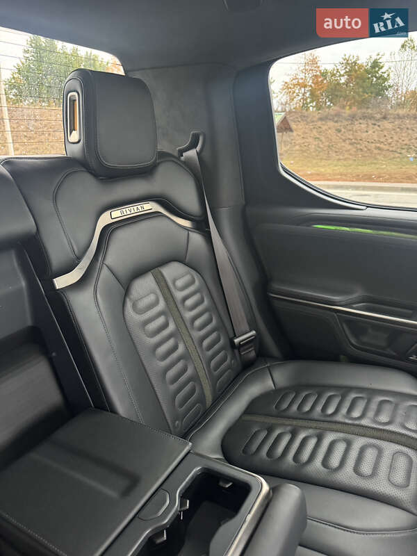 Пикап Rivian R1T 2022 в Полтаве фото 39 Пикап Rivian R1T 2022 в Полтаве