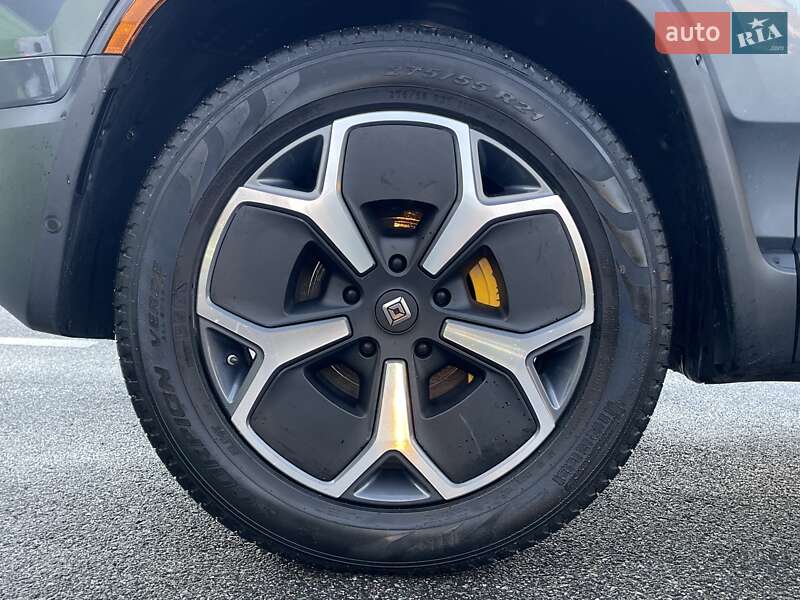 Пікап Rivian R1T 2022 в Києві