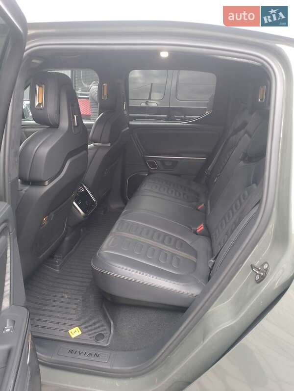 Пикап Rivian R1T 2022 в Кропивницком фото 14 Пикап Rivian R1T 2022 в Кропивницком