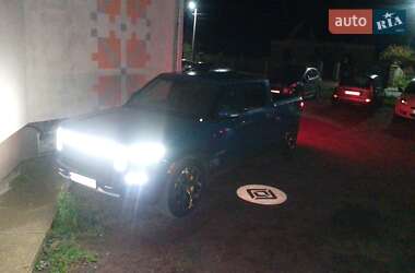 Пікап Rivian R1T 2022 в Рівному